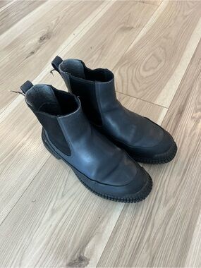 Camper Chelsea boots